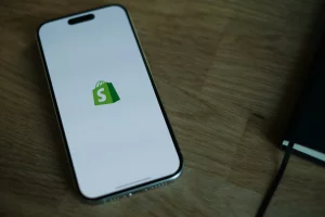 Shopify: qué es, para qué sirve y cómo puede impulsar tu negocio online